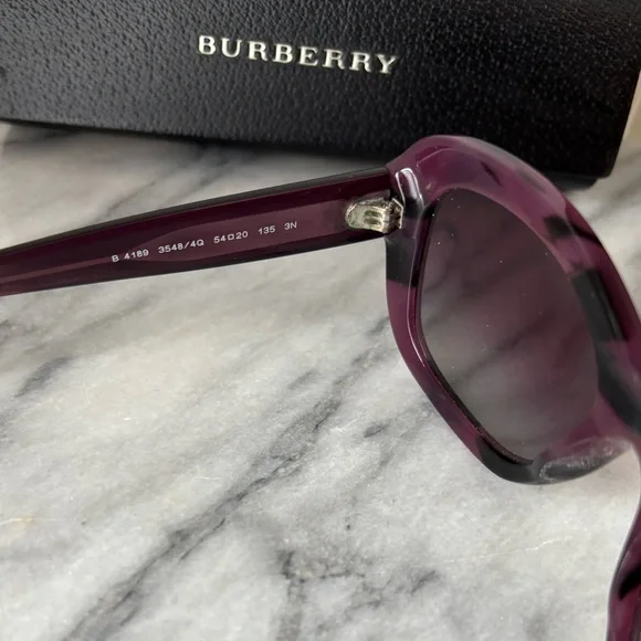 Burberry Trench BE4081 Sunglasses in Plum Marble with Dark  display picture 2